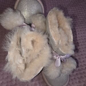 Glittery Kids Slippers with Fluffy Pink Trim